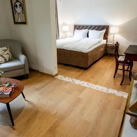 La Libertie Bed & Breakfast